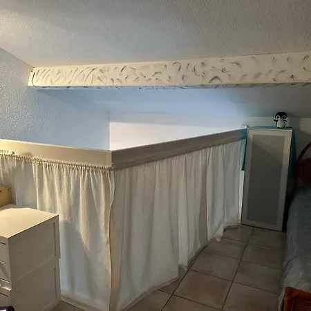 Bord De Avec Piscine